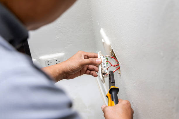 Best Affordable Emergency Electrician  in Rutgers University Livingston Campus, NJ